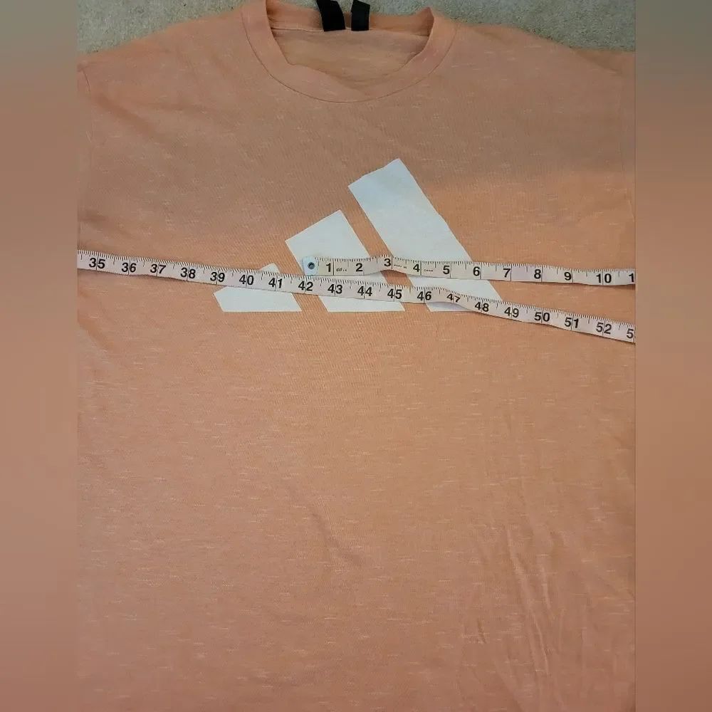 Adidas  medium tshirt  - Picture 6 of 7